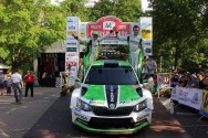 Rallye Český Krumlov: Dobojováno - vítězná Škoda Fabia R5 Jana Kopeckého v cíli